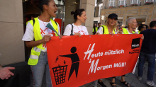 «Der marktgerechte Mensch» – Film mit Podium. 27.09. im Kino Cameo «Der marktgerechte Mensch» – Film mit Podium. 27.09. im Kino Cameo
