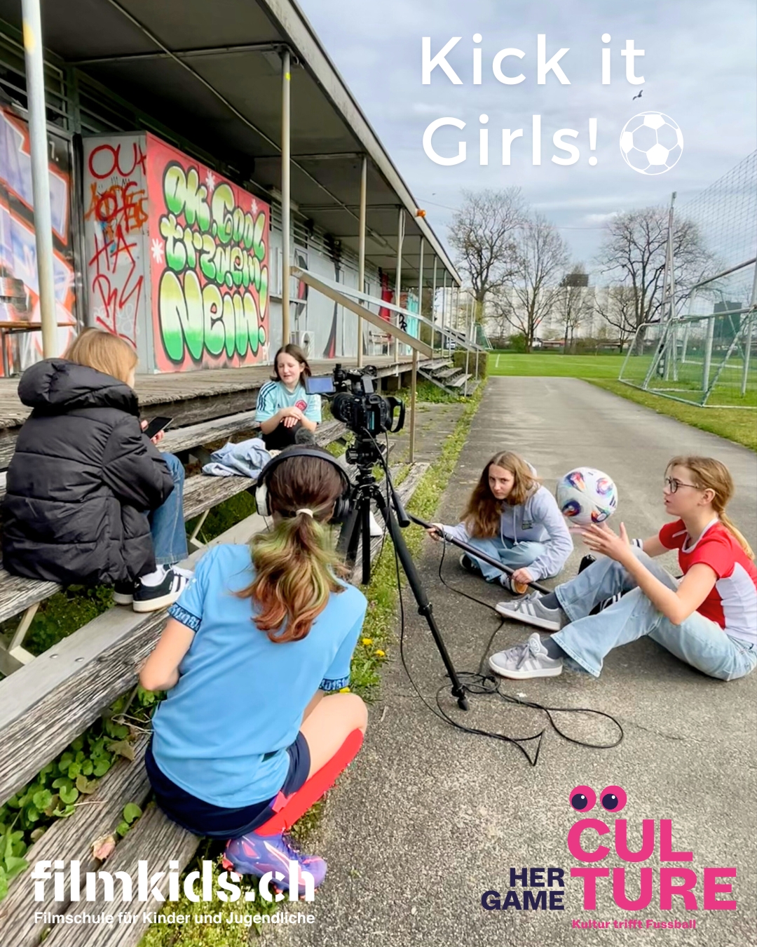 Kick it, Girls!